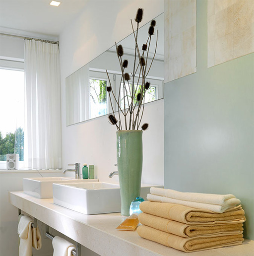 Waschbecken nach Badsanierung mit D&W